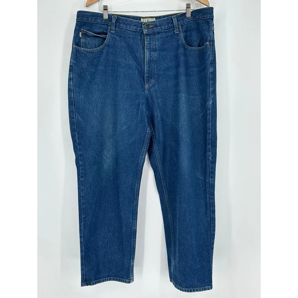 LL Bean Mens Relaxed Fit Jeans 40x30 Blue Denim Medium Wash 134770 Cotton B4